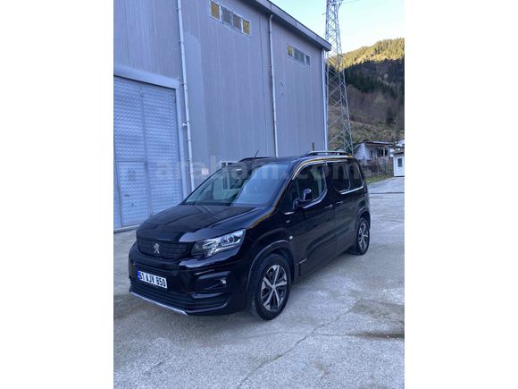 Sahibinden Peugeot Rifter 1.5 BlueHDI GT 2023 Model 