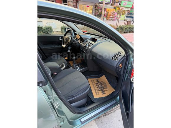 Sahibinden Renault Megane 1.6 Dynamique 2005 Model