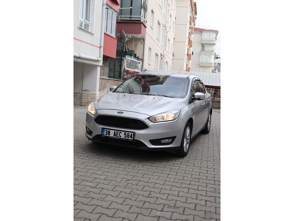 Sahibinden Ford Focus 1.6 Ti-VCT Trend X 2015 Model 