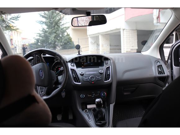 Sahibinden Ford Focus 1.6 Ti-VCT Trend X 2015 Model 