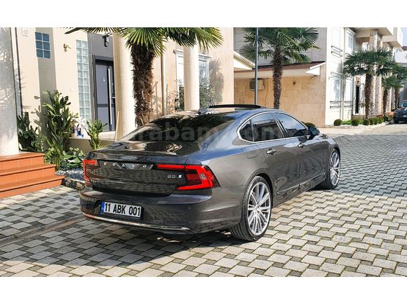 Sahibinden Volvo S90 2.0 D B5 Plus Bright 2023 Model