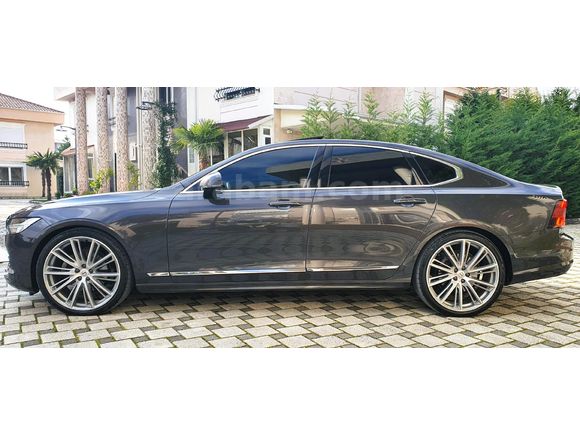 Sahibinden Volvo S90 2.0 D B5 Plus Bright 2023 Model