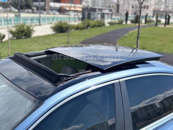 2017 PASSAT MAKYAJLI CAM TAVANLI