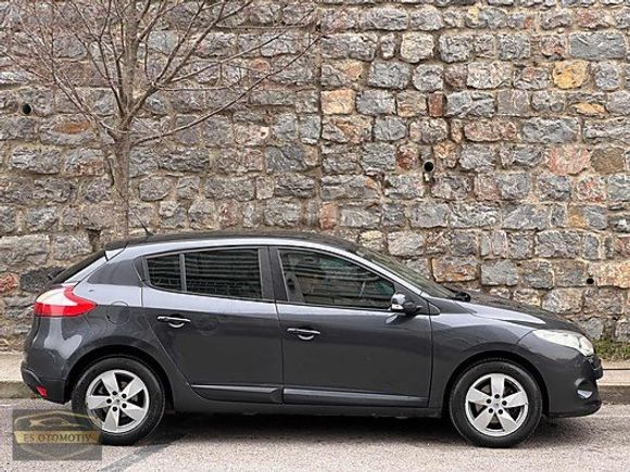 2011-MEGANE-DÜŞÜK KM-EXPRESSİON-KREDİ VE KREDİ KARTINA TAKSİT!