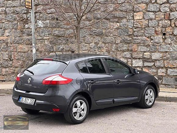 2011-MEGANE-DÜŞÜK KM-EXPRESSİON-KREDİ VE KREDİ KARTINA TAKSİT!