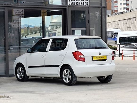 2011/1.2 12V Ambiente dinamik hatasız en dolusu Temiz masrafsız