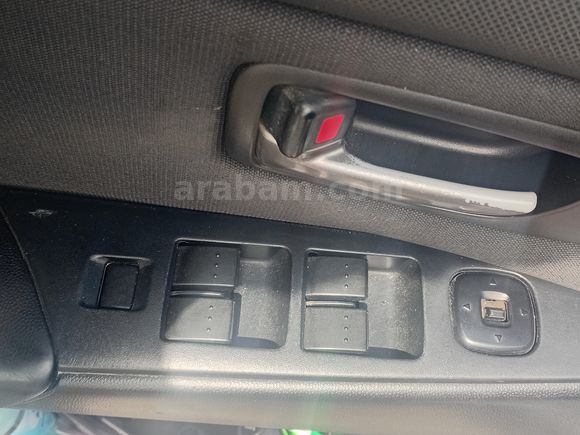 Sahibinden Mazda 3 1.6 Comfort 2004 Model