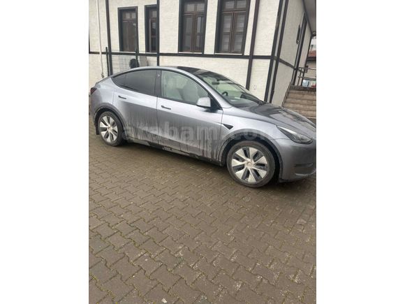 Sahibinden Tesla Model Y Long Range AWD 2023 Model 