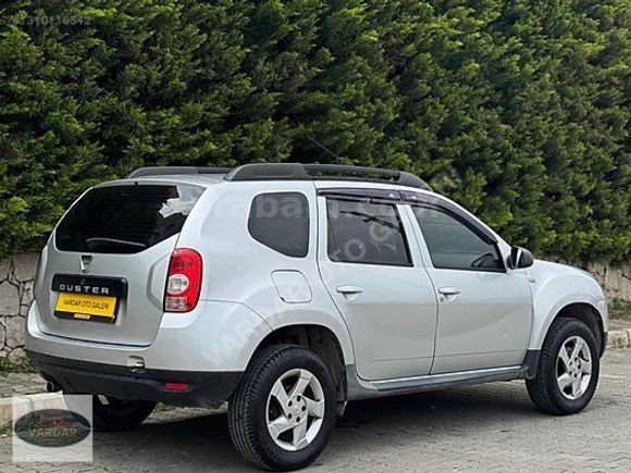 2012 MODEL SERVİS BAKIMLI DEĞİŞENSİZ 1.5 PARÇA BOYALI