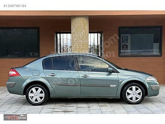 OTTOvizyon'dan/2005 MEGANE/1.5dcı/250 BİN KM/TAVAN-BAGAJ BOYASIZ