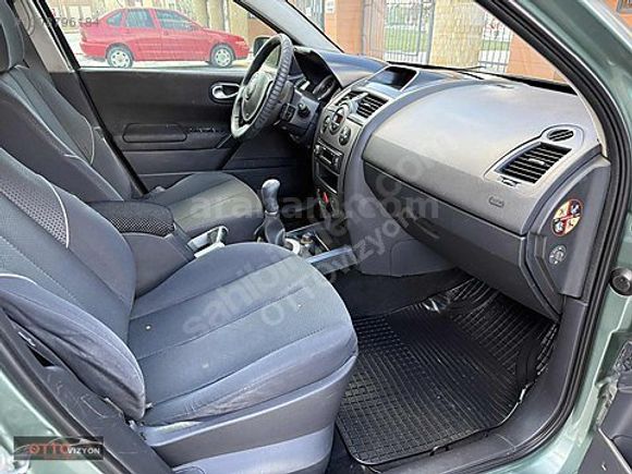 OTTOvizyon'dan/2005 MEGANE/1.5dcı/250 BİN KM/TAVAN-BAGAJ BOYASIZ
