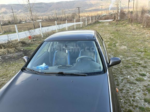 Sahibinden Otomatik 2001 Model 1.6 Nissan Almera 