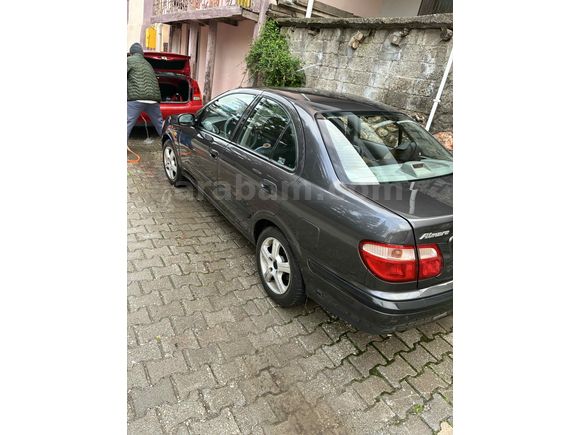 Sahibinden Otomatik 2001 Model 1.6 Nissan Almera 