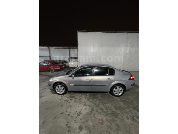 Sahibinden Renault Megane 1.6 Authentique 2004 Model