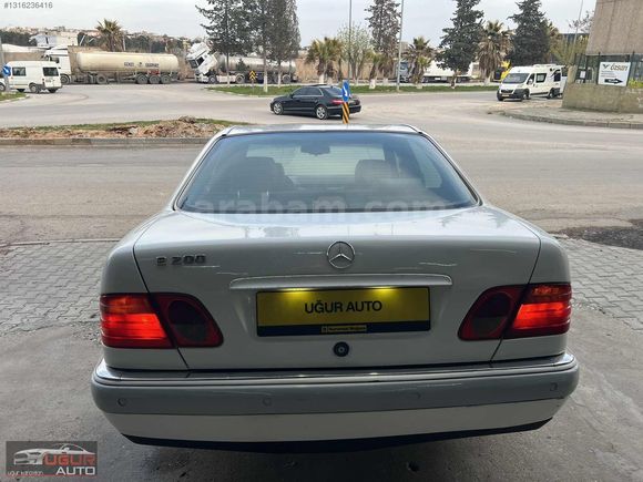 Mercedes - Benz E 200 Elegance otomatik vites E1 paket