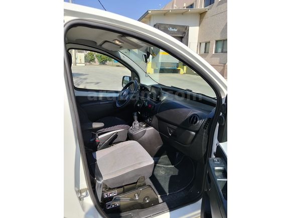 Fiat Fiorino Cargo 1.3 Multijet Plus 2023 Model TEMİZ ARAÇ