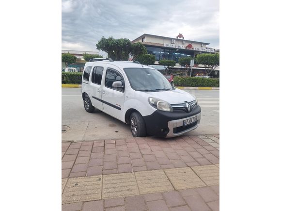Sahibinden Renault Kangoo Multix 1.5 dCi Extreme 2014 Model Antalya