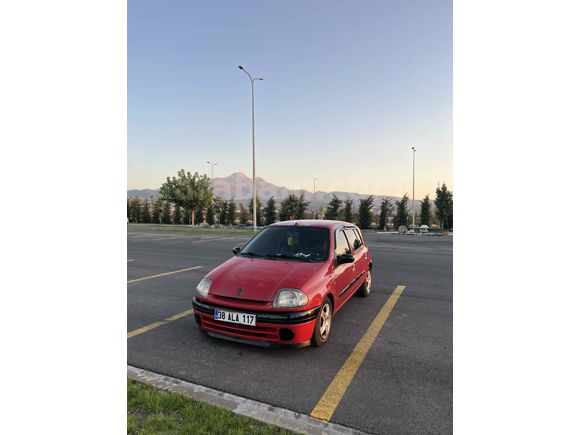Sahibinden Renault Clio 1.4 RTA 2000 Model 