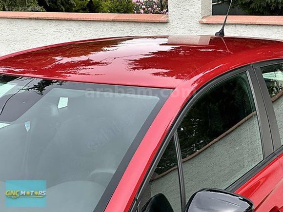 GNC MOTORS / OPEL CROSSLAND 1.2 T ESSENTİAL / OTOMATİK / 2024