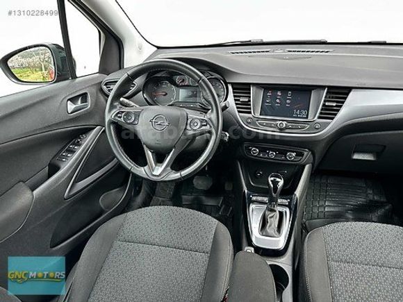 GNC MOTORS / OPEL CROSSLAND 1.2 T ESSENTİAL / OTOMATİK / 2024