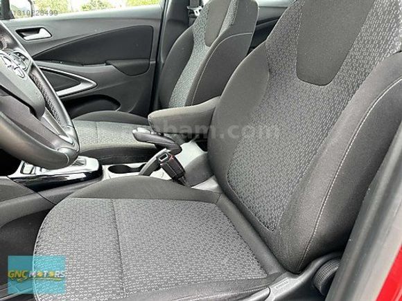 GNC MOTORS / OPEL CROSSLAND 1.2 T ESSENTİAL / OTOMATİK / 2024