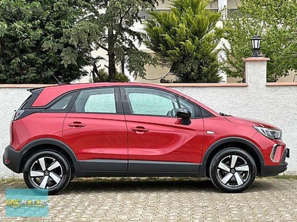 GNC MOTORS / OPEL CROSSLAND 1.2 T ESSENTİAL / OTOMATİK / 2024