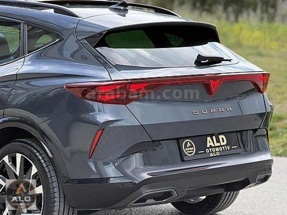 2025 YENİ CUPRA FORMENTER 1.5 eTSİ CAM TAVAN E BAGAJ BOYASIZ