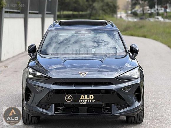 2025 YENİ CUPRA FORMENTER 1.5 eTSİ CAM TAVAN E BAGAJ BOYASIZ