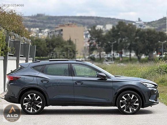 2025 YENİ CUPRA FORMENTER 1.5 eTSİ CAM TAVAN E BAGAJ BOYASIZ