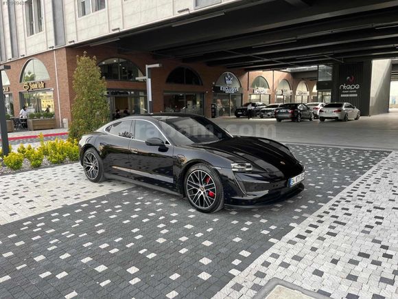 BK'DAN 2022 TAYCAN 4S PERFORMANCE PLUS 49.000KM