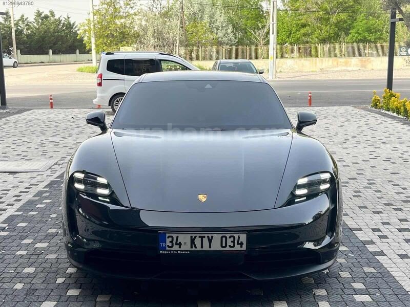 Galeriden Porsche Taycan Elektrik 4S Performance Plus 2022 Model Aksaray 53.000 km Siyah
