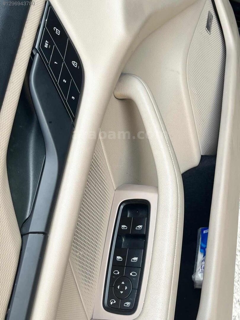 Galeriden Porsche Taycan Elektrik 4S Performance Plus 2022 Model Aksaray 53.000 km Siyah 7
