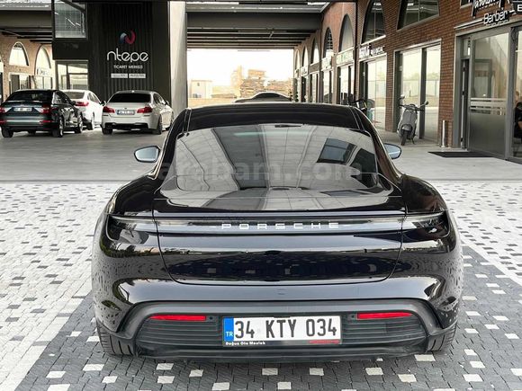 BK'DAN 2022 TAYCAN 4S PERFORMANCE PLUS 49.000KM