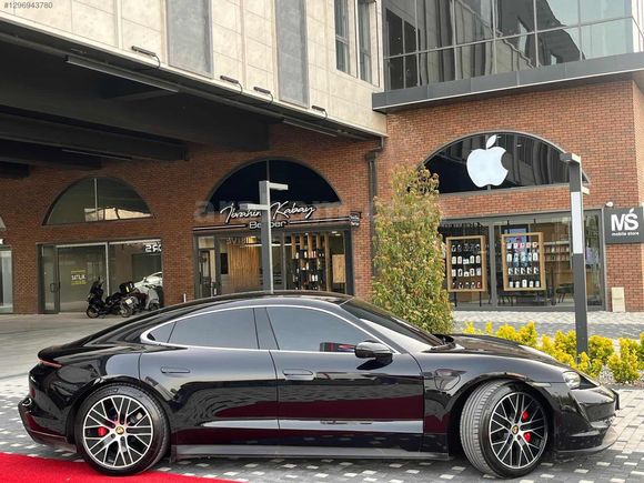 BK'DAN 2022 TAYCAN 4S PERFORMANCE PLUS 49.000KM