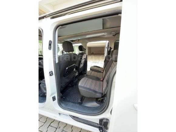 Sahibinden Opel Combo 1.5 CDTI Ultimate 2024 Model  14.360 km Beyaz