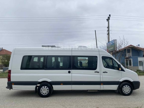 Galeriden Volkswagen Crafter Okul 
2016 model 19+1 alman paket Araç Denizli Çivril de