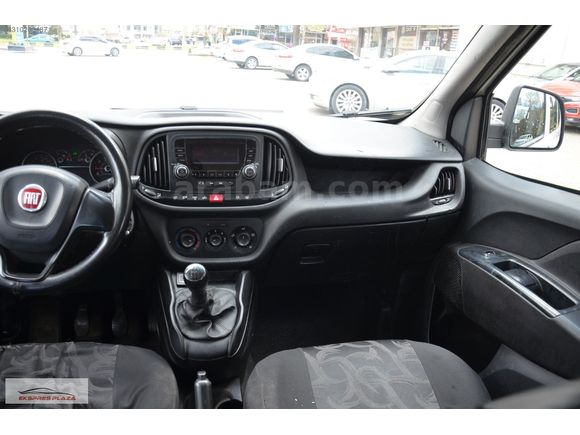 EKSPRES PLAZA'DAN 2017 FİAT DOBLO 1.3 M.JET MAXİ EASY