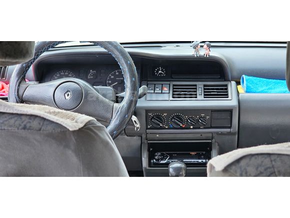 Sahibinden Renault Clio 1.4 RN 1998 Model 