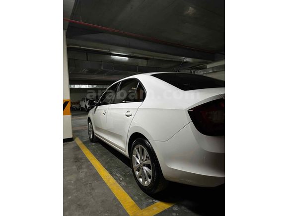 Sahibinden Skoda Rapid 1.0 TSI GreenTec Style 2018 Model İstanbul