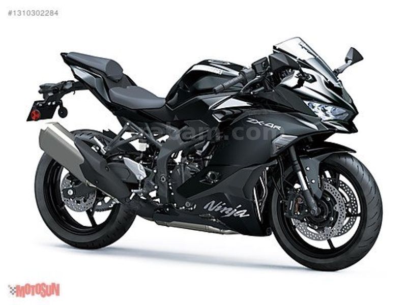 Galeriden Kawasaki Ninja ZX-4R 2025 Model Bursa 0 km Siyah