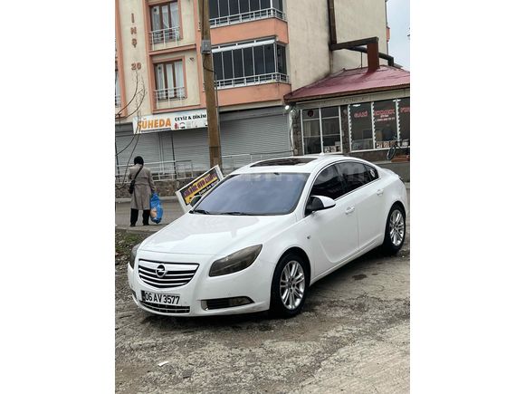 2012  HATASIZ BOYASIZ TRAMERSİZ 2.0 DİZEL OTOMATİK