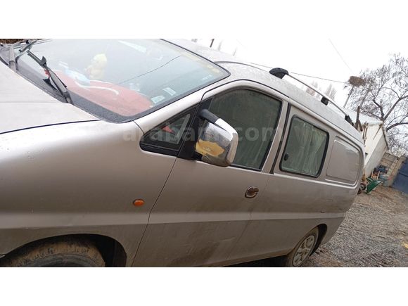 Sahibinden Hyundai Starex 2.5  Panelvan 2005 Model