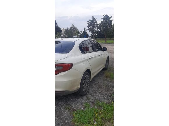 Sahibinden Fiat Egea 1.4 Fire Easy Plus 2022 Model  68.000 km Beyaz
