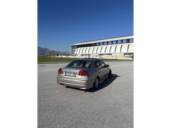 Sahibinden Honda Civic 1.6i VTEC ES 2005 Model 