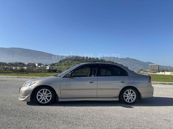 Sahibinden Honda Civic 1.6i VTEC ES 2005 Model 