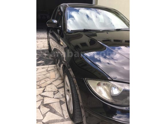 Motor performas % 96 Uçan BMW, 1 Seri 118i Standart 2008 Model 254000 km de İzmir