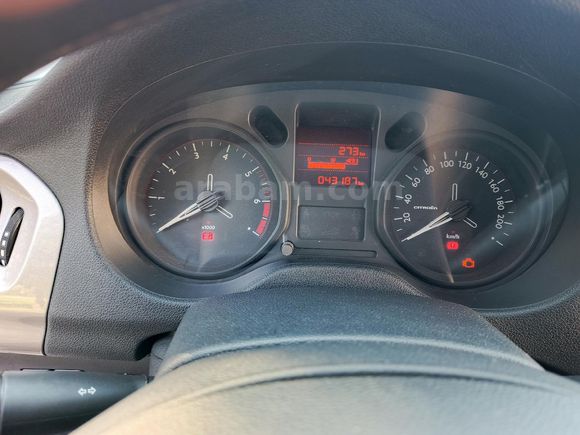 Sahibinden Citroen C-Elysée 1.2 PureTech Live 2019 Model  49.000 km Beyaz