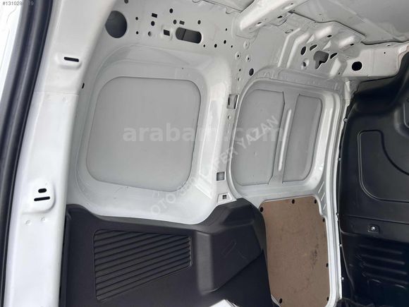 GALERİ OTO 380 DEN 114 BİN KMDE FORT COURYER PANELVAN