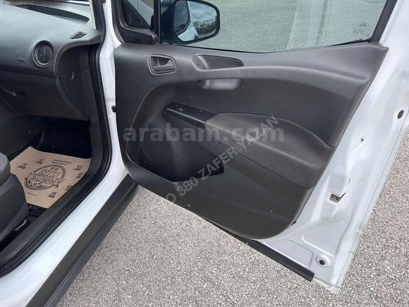 GALERİ OTO 380 DEN 114 BİN KMDE FORT COURYER PANELVAN