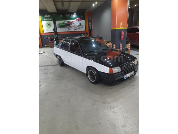 Sahibinden Opel Kadett 1.3 1988 Model